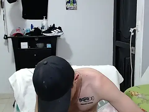 Zac_Efront webcam