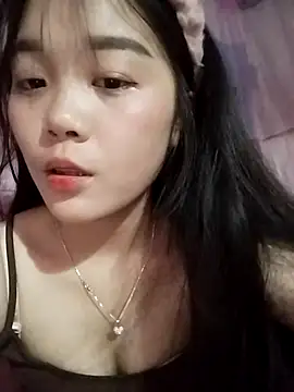 Baa-bee22 webcam