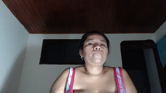 adrixxx38 webcam