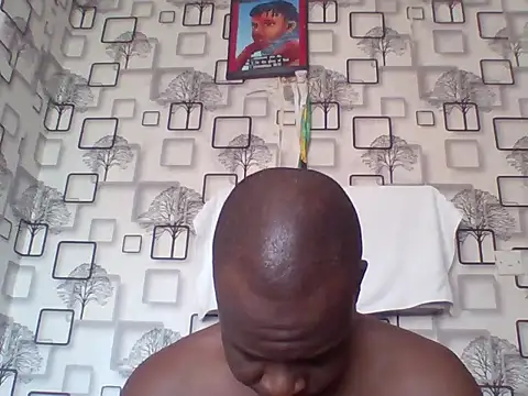 Chumba_001 live cam on StripChat