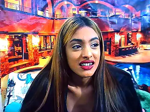 IndianPretty14u2Luv webcam