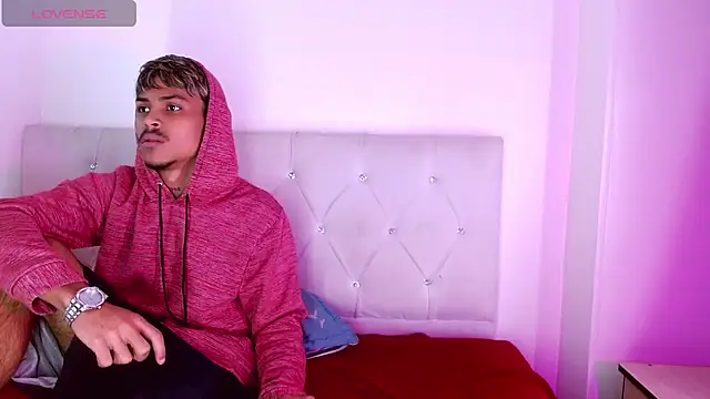 Angel_foxc13 webcam