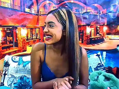 IndianPretty14u2Luv webcam