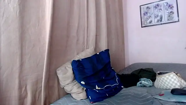 NathalieMea webcam