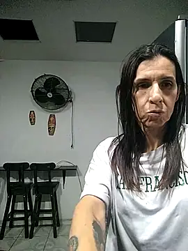 Cameron_puppy webcam