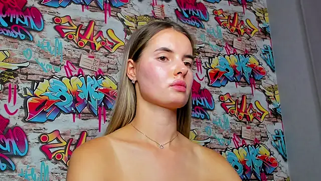 Erika_Carpenter webcam