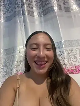 MiaLund2 webcam