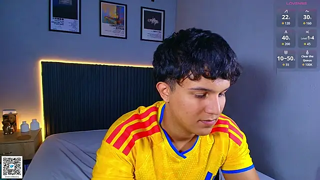 Leo_Savage_ webcam