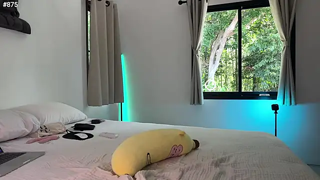 Lilith_Lure webcam
