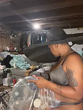 pocketgoddess webcam
