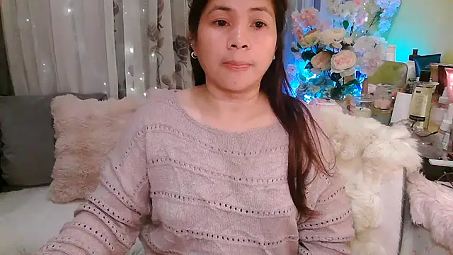 OhmyPinay webcam