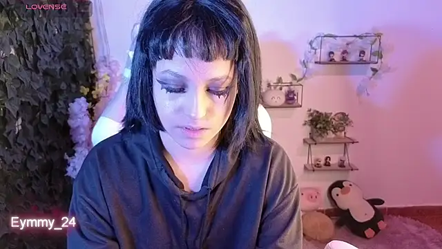 Eymmy_24 webcam