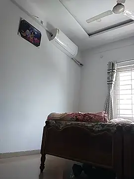 MaheshReddy99 webcam