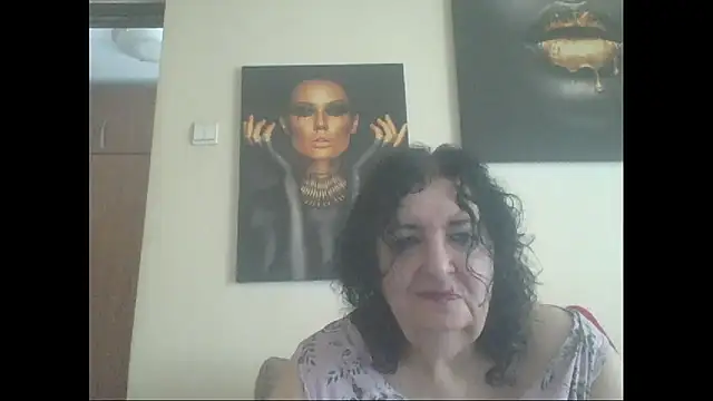 maturekorine webcam