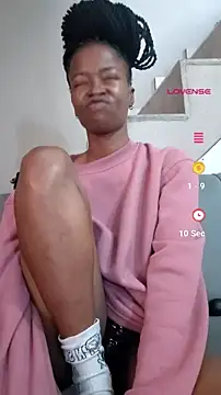 dark_honeyx26 webcam