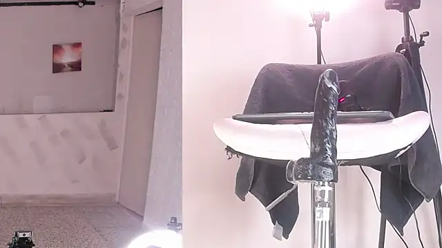 VioletWinters webcam