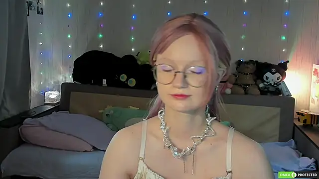 JulietFowler webcam