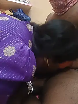 Hotcouple_123 webcam