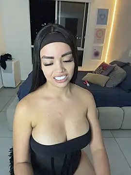 SamVega live cam on StripChat