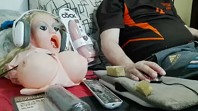 messi_syssy live cam on StripChat