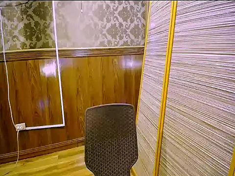 bigcock_kisha webcam