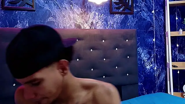 kai_storm77 webcam
