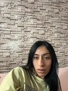 Lucyjoi webcam