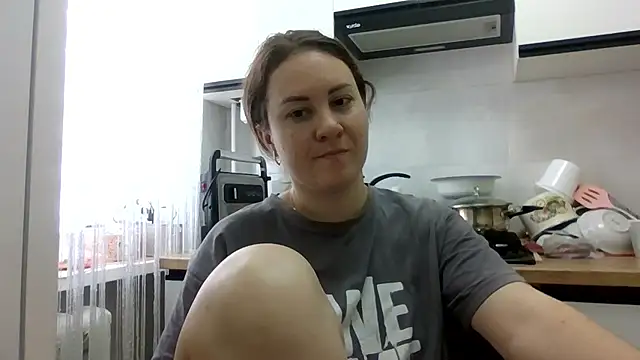 MeadowEyes live cam on StripChat