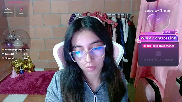 Maggie_Fox3 live cam on StripChat