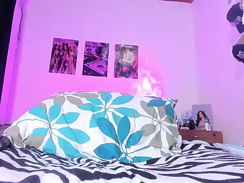 Marian_Cristal webcam