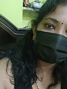 Tamil_Mithra webcam