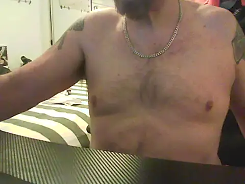 loudandproud webcam