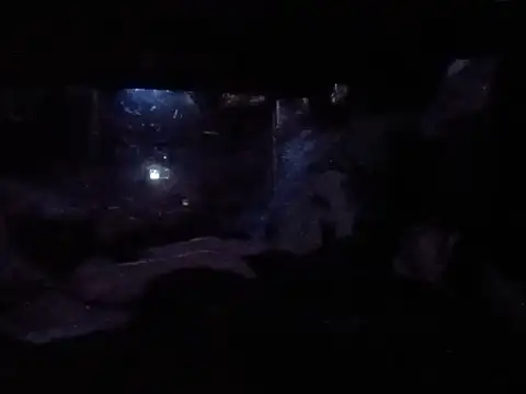 nearby_causual webcam