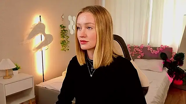 EvaHamilton webcam