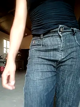 Bella-lynlyn webcam