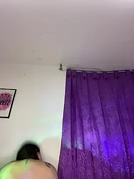 Ari_Martin webcam