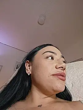helena_smith webcam