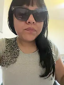Jade_Horny webcam