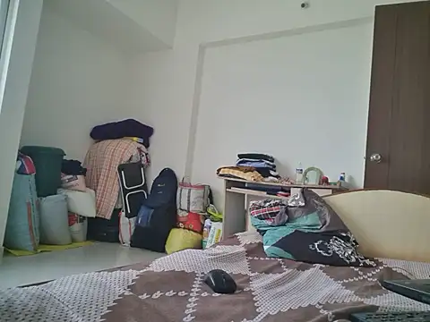 IM_NAUGHTY_JON webcam
