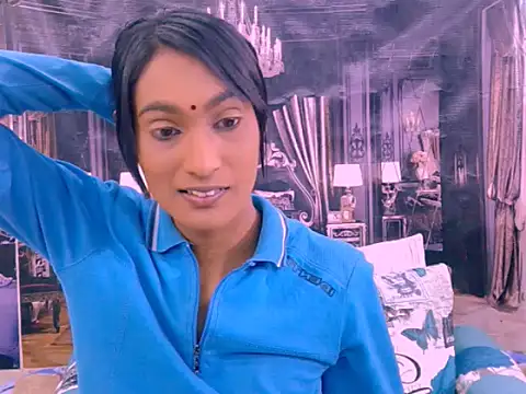 IndianRebel4u2Luv webcam