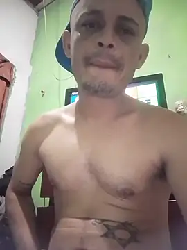 AkYGKghu_23 webcam