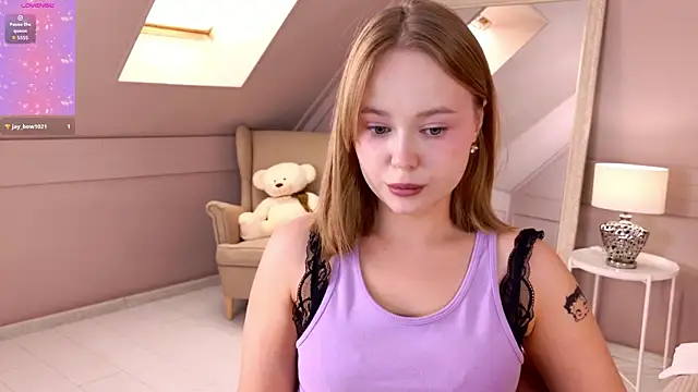 ElaraVance webcam