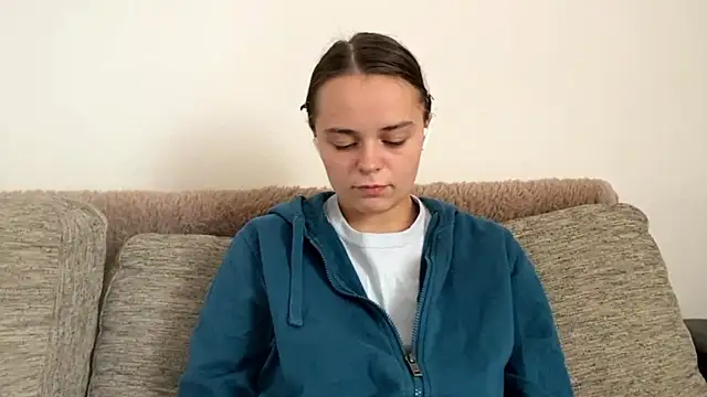 LorileeKaliszewski webcam