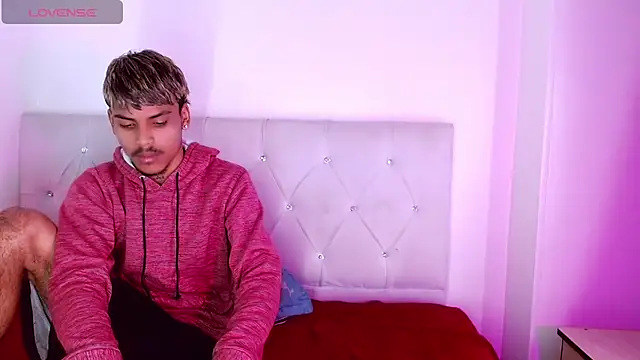 Angel_foxc13 webcam