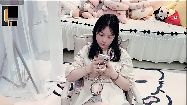 AKiKi711 webcam