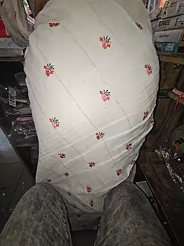 indianhotwife639 webcam