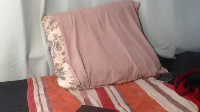 Lucia-boobs webcam