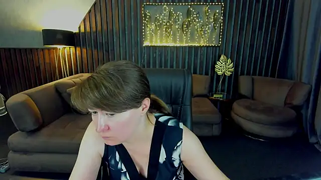 AlexaAmour webcam