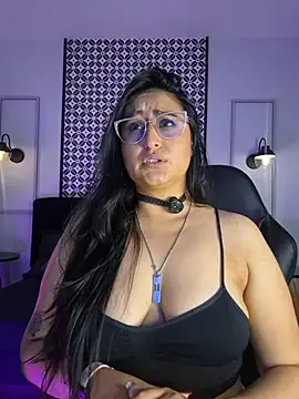 Amber_gold_ webcam