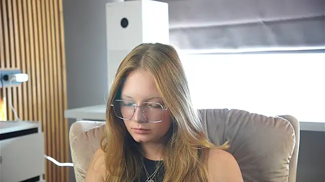 LeonidaHele webcam
